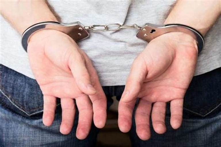 प्रहरीले काठमाडौं ल्याउने क्रममा बाटोबाटै भागेका नाइजेरियन नागरिक समातिए