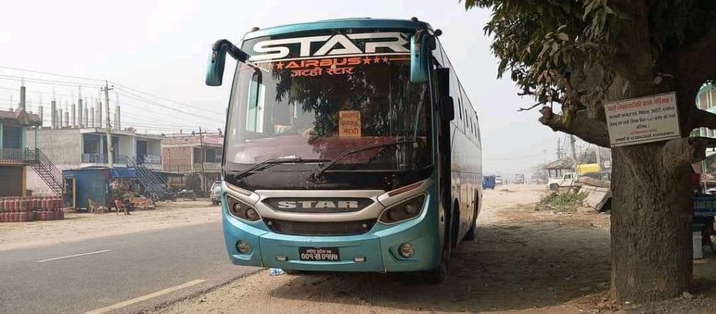 काठमाडौंबाट धनुषा आइरहेको बसमा एक जना यात्रु मृत भेटिए