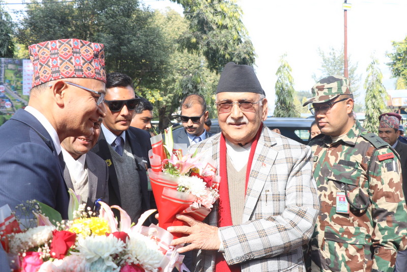 पोखरा पुगे प्रधानमन्त्री ओली
