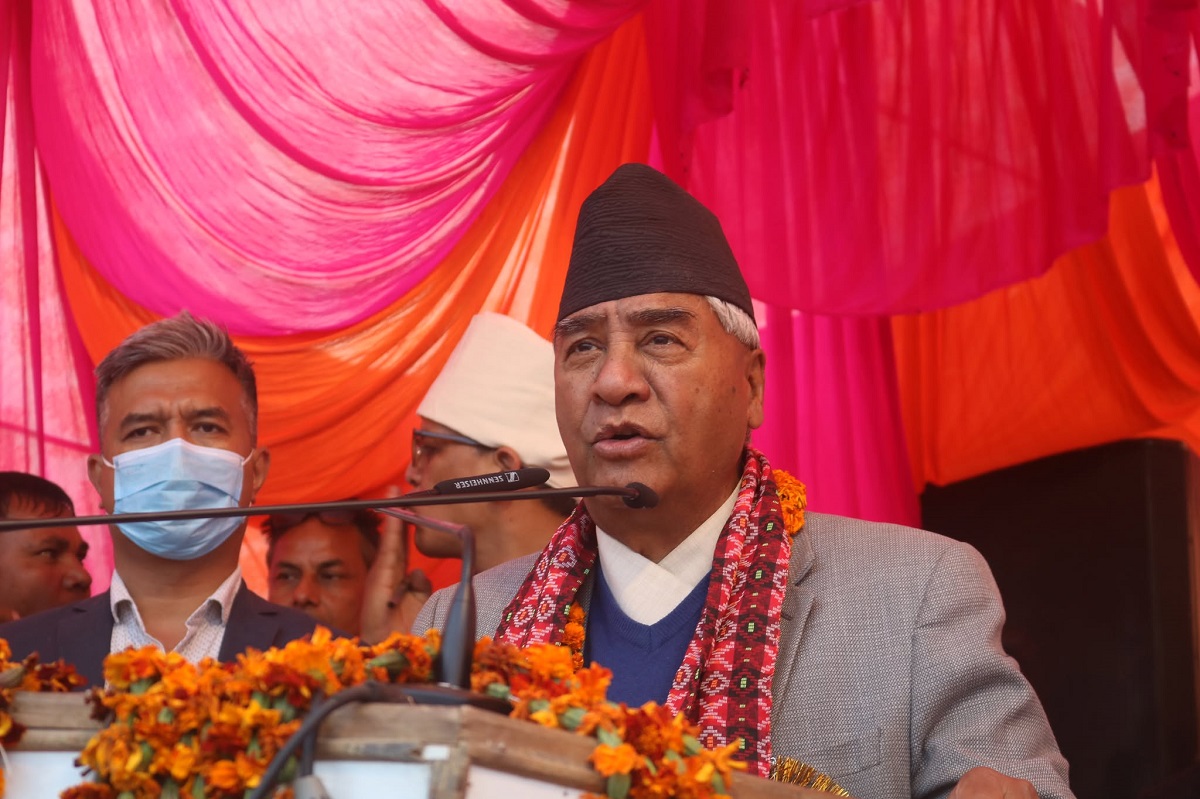 तुलसीपुर विमानस्थल ठूलो बनाउन विज्ञसँग कुरा गर्छु: देउवा