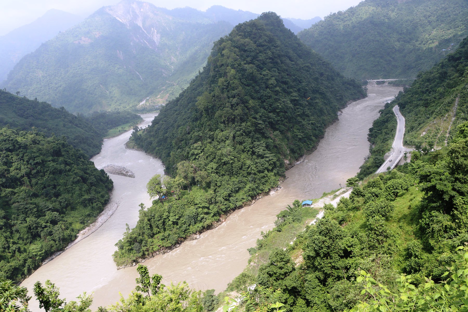 कालीखोलाबाट त्रिशूलीमा खसे मोटरसाइकल चालक