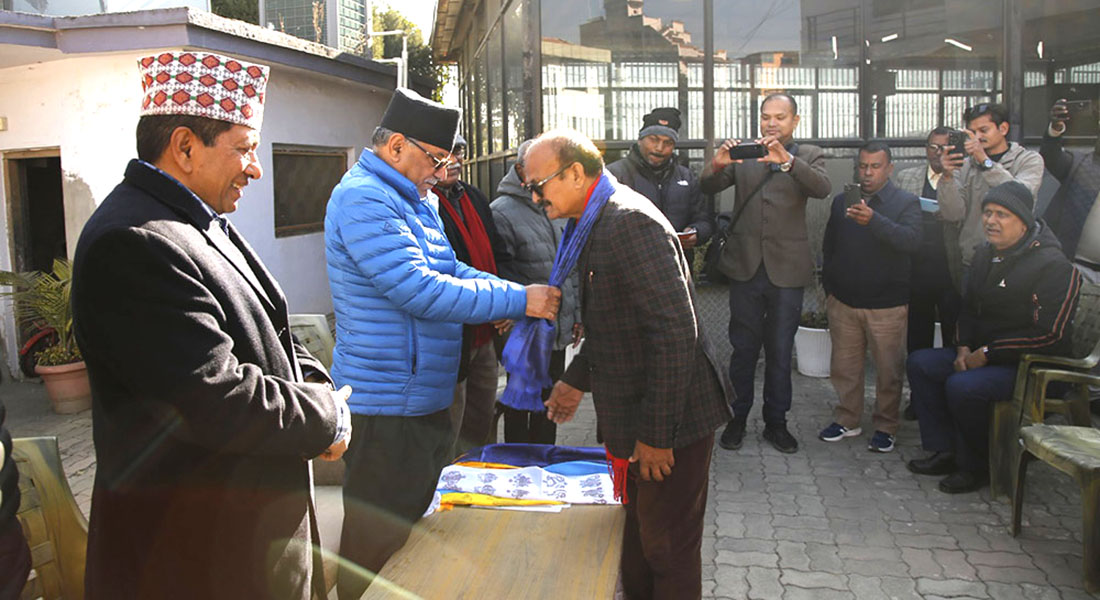 प्रचण्ड भन्छन्- माओवादीमा प्रवेश गर्नेको लहर देशव्यापी चलेको छ