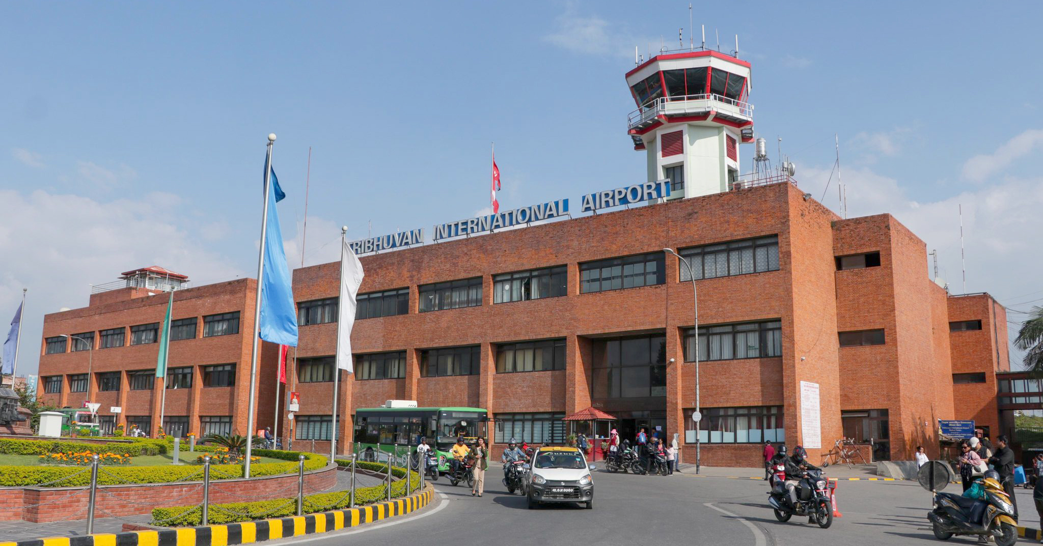 ‘सुन’सहित विमानस्थलबाट महिला समातिइन्