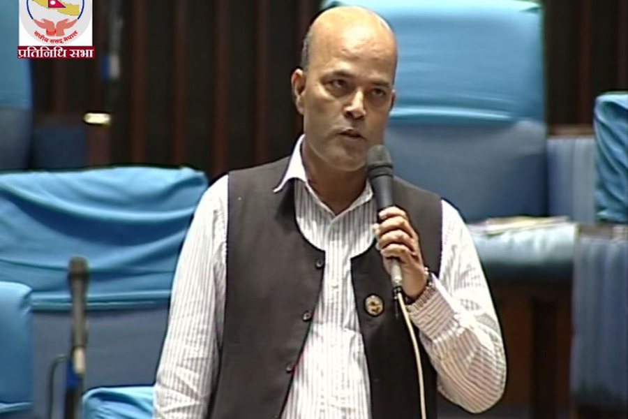 बालेनलाई सांसद सिंहको चुनौती– हिटलर बन्दैछौ, सक्छौ भने सिंहदरबार भत्काएर देखाऊ