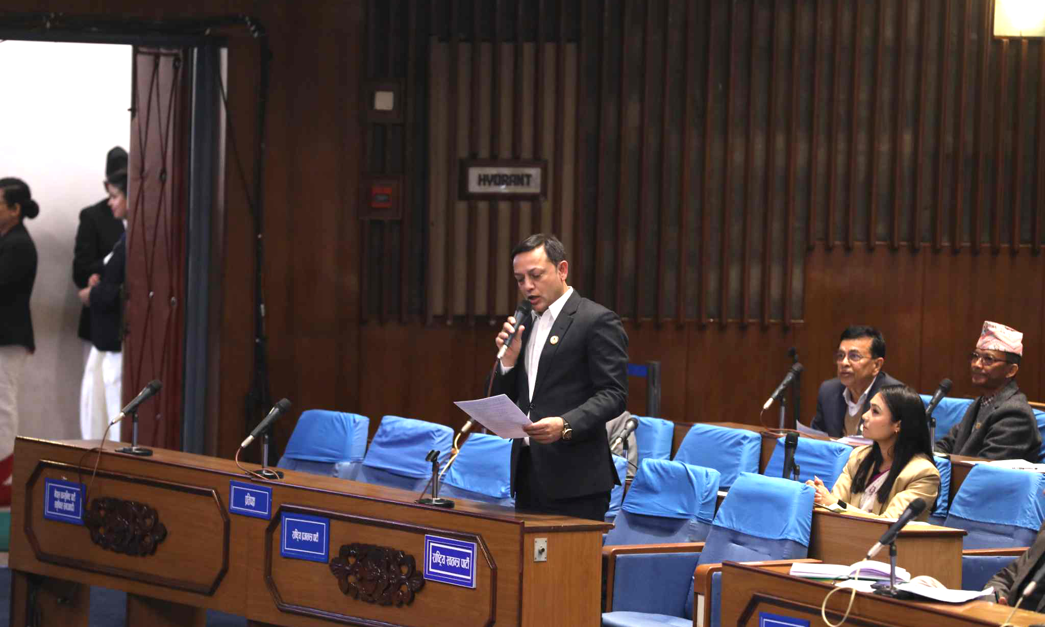 रविको निलम्बन फुकुवा गर्न रास्वपाको माग, सरकारले रवैयाको मूल्य चुकाउनुपर्ने चेतावनी