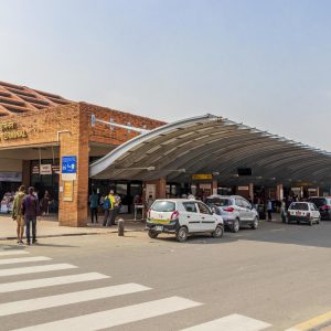 अमेरिकाले निस्कासन गरेका थप ३७ जना नेपालीलाई चार्टर्ड जहाजबाट काठमाडौं ल्याइँदै