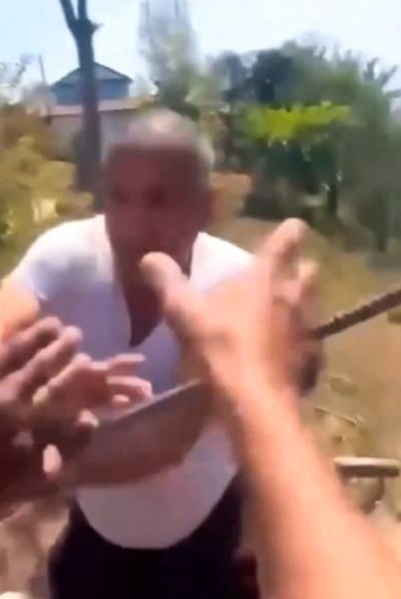 सार्वजनिक जग्गाको संरचना रोक्न पुगेका वडाध्यक्षमाथि रड प्रहार