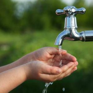 ललितपुरमा जटिल बन्दै खानेपानीको समस्या, स्थानीयका गुनासैगुनासा
