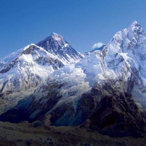 एकैदिन एकसय ३५ आरोही सगरमाथा शिखरमा
