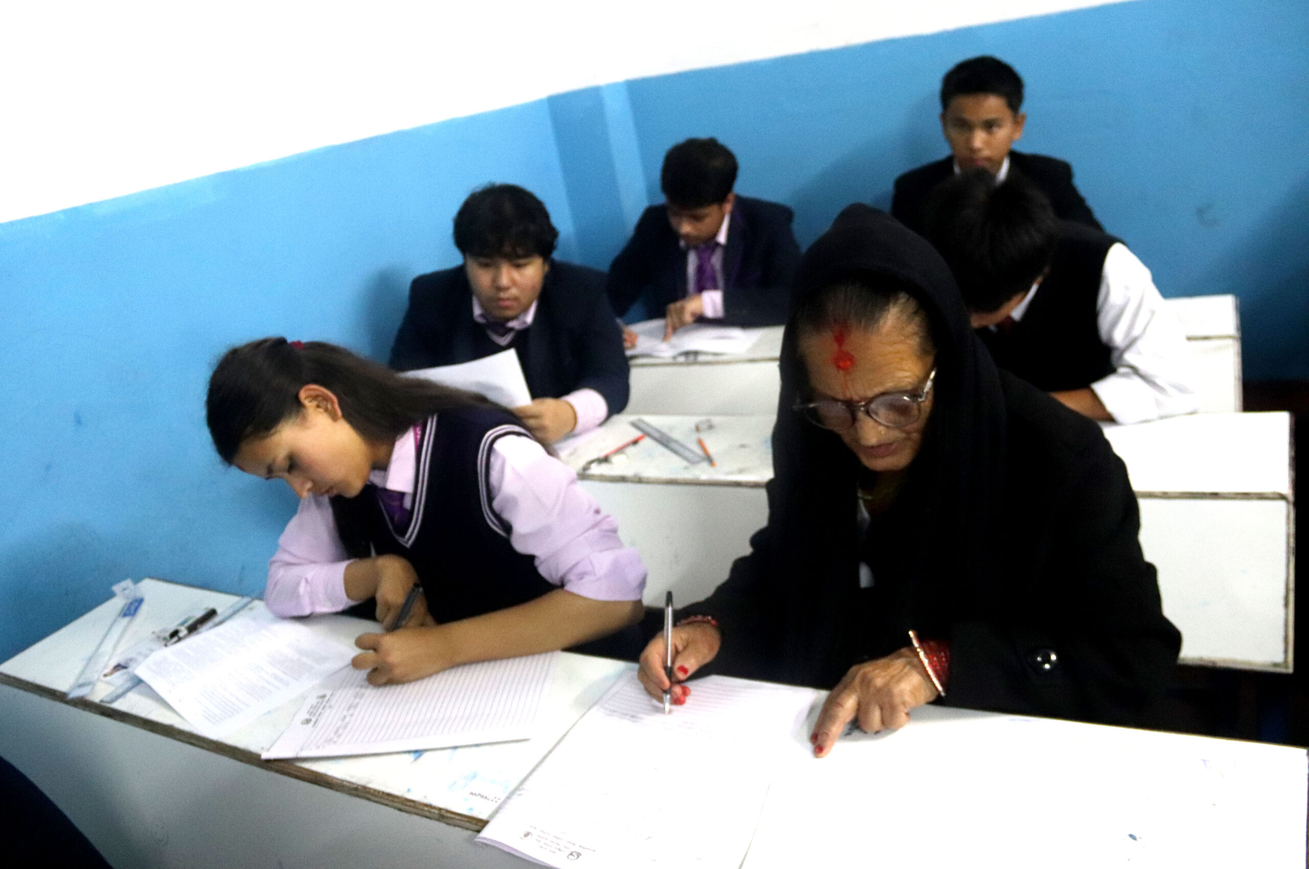 कक्षा १२ को परीक्षामा ७३ वर्षीया परीक्षार्थी पनि