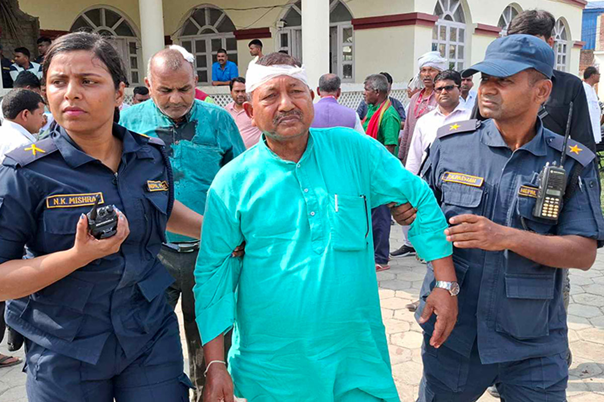 झडपपछि एमाले धनुषाको अधिवेशन भोलिसम्मलाई स्थगित