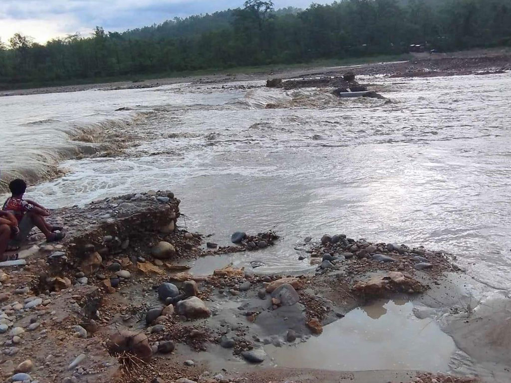 नारायणगढ–बुटवल सडकखण्ड अवरुद्ध