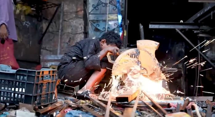 विश्वमा बालबालिकाको अवस्था:  १३ करोड ८० लाख बालबालिका अझै श्रममा