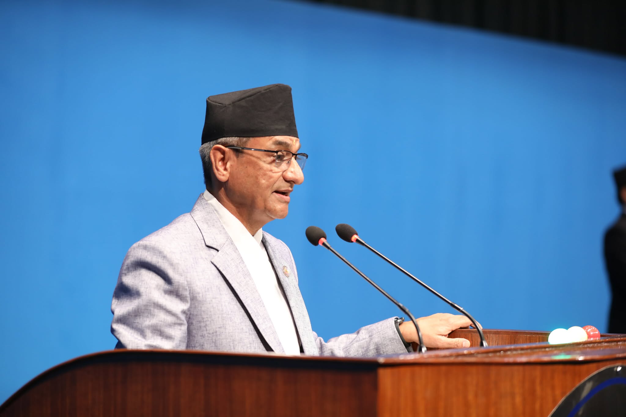 सदनमा उठेको सबैको भावनालाई समेटेर समिति गठन भएको छः मन्त्री लेखक