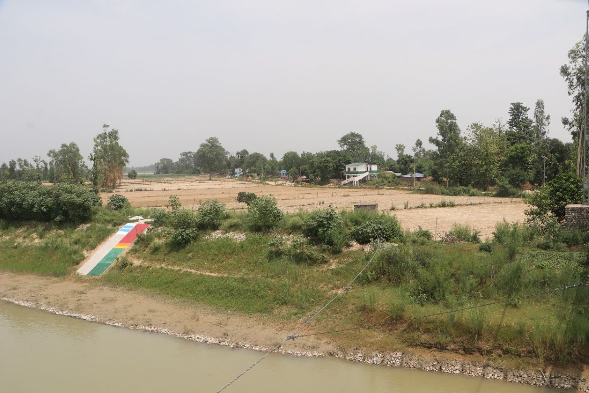 बाढीको डरले बसाइ सर्न थाले कुतियाकवरबासी