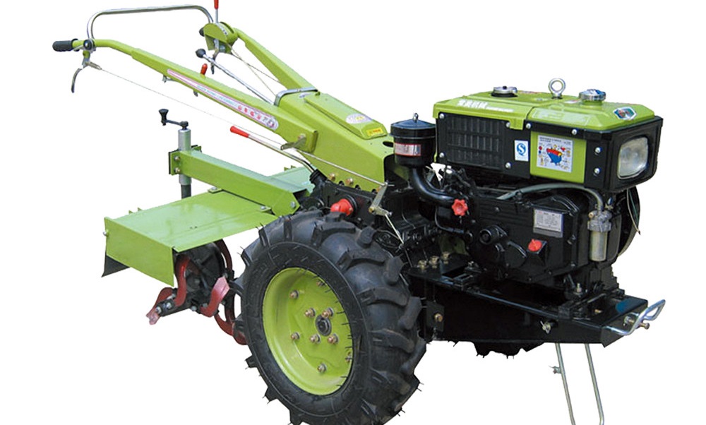 पालिकाको अनुदानमा किसानलाई यान्त्रिक हलो वितरण