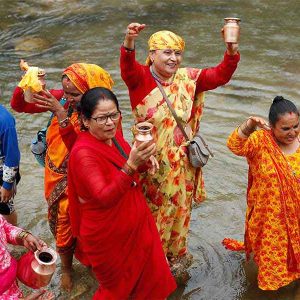 बोल बम यात्रा गर्न हजारौँ भक्तजन सुन्दरीजलमा