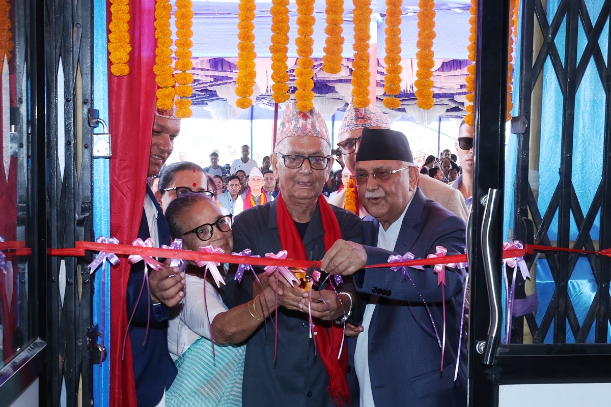 प्रधानमन्त्रीबाट भागीरथा न्यौपाने बुद्धशान्ति अस्पतालको उद्घाटन