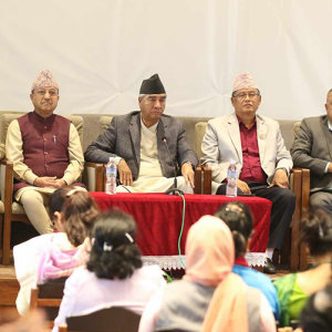नेपाली कांग्रेस पदाधिकारी बैठक बुढानीलकण्ठमा जारी, सांसदलाई सिंहदरबार बोलाइयो