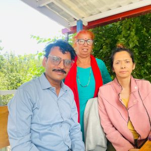 सीतालाई केदारको आर्थिक सहयोग
