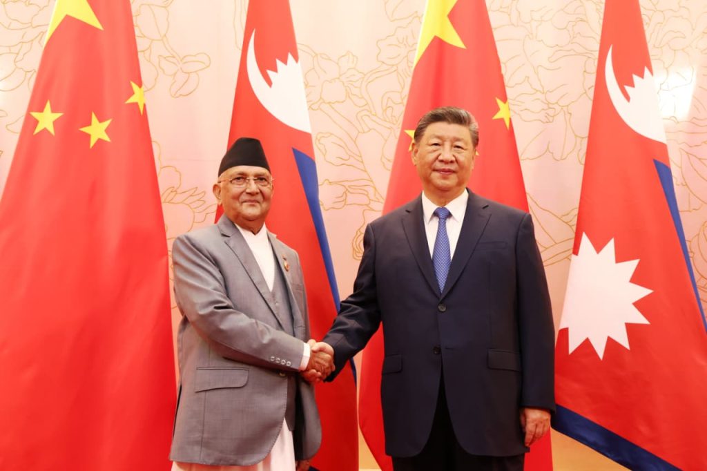 “प्रधानमन्त्री ओलीले राष्ट्रपति सीसँग द्विपक्षीय भेटमा सहकार्य प्रगाढ बनाउने सहमति जनाए”