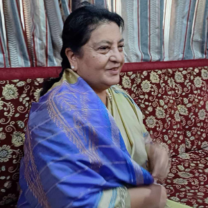 पूर्वराष्ट्रपति भण्डारी भन्छिन् : म एमालेमै छु, आलोचनाबाट डराउँदिनँ