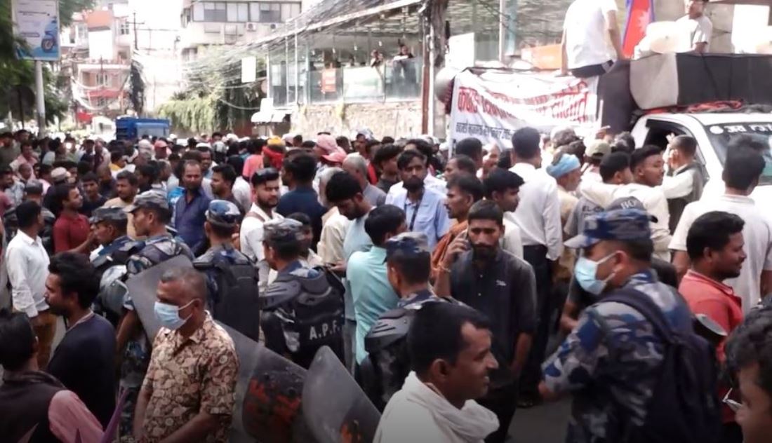 कवाड व्यवसायीको काठमाडौं महानगर घेराउ, पाँच सूत्रीय मागसहित आन्दोलन