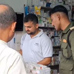 झापाको भद्रपुरमा स्वास्थ्य मापदण्डको उल्लङ्घन: क्लिनिक र ल्याबहरूमाथि नगरपालिकाको अनुगमन