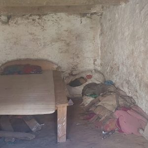 छाउगोठमा सुतिरहेका दुई जनाको ढुङ्गाले किचेर मृत्यु, एक घाइते