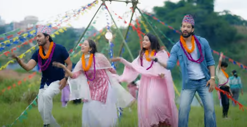 विवेकले ल्याए दशैं तिहार: भिडियोमा विदेश हुनेको पीडा