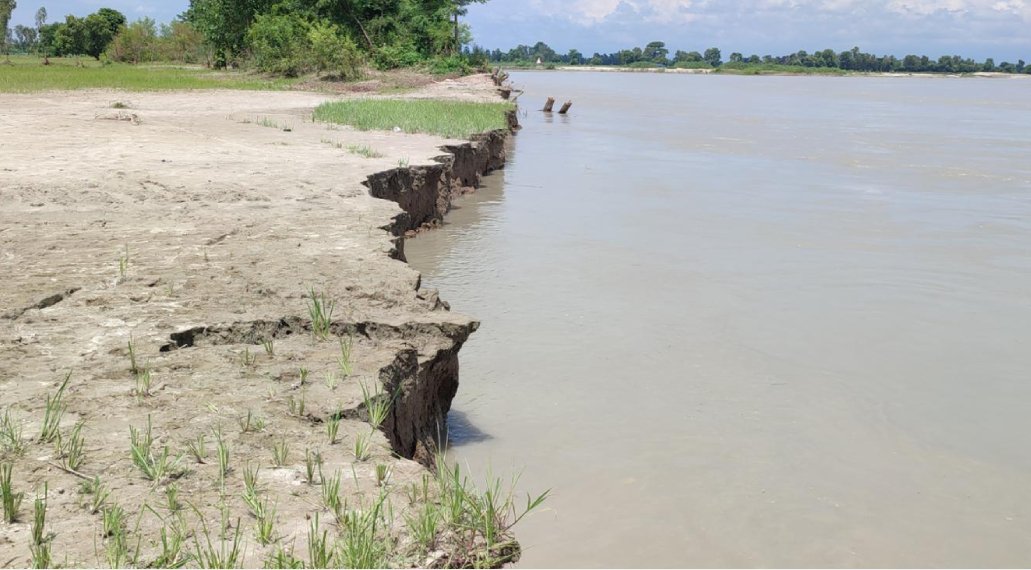 महाकाली नदीको कटानले बस्ती जोखिममा
