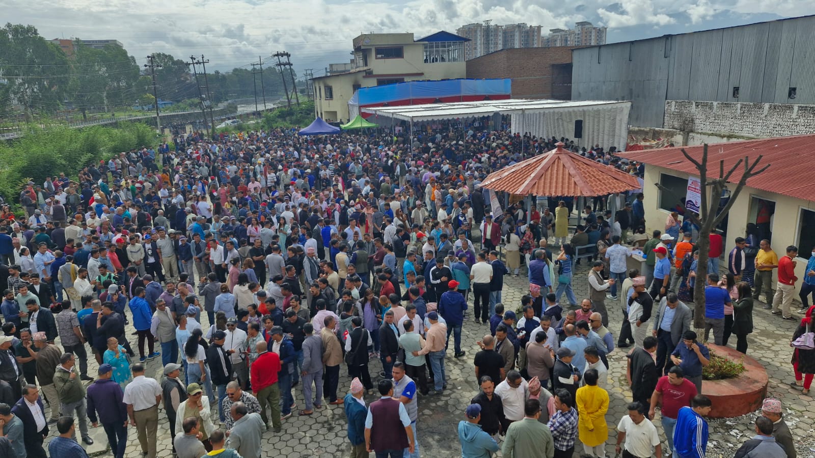 संविधान दिवस: आ-आफ्नै पार्टी कार्यालयमा दलका कार्यक्रम