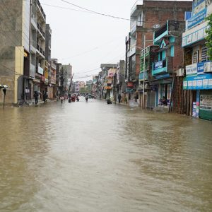 अविरल वर्षाले कञ्चनपुरमा डुबान: प्रभावित परिवार विद्यालयमा आश्रित