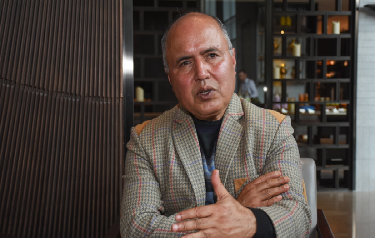 अर्थ, पूर्वाधार र शहरी विकासको नेतृत्वमा खनाल