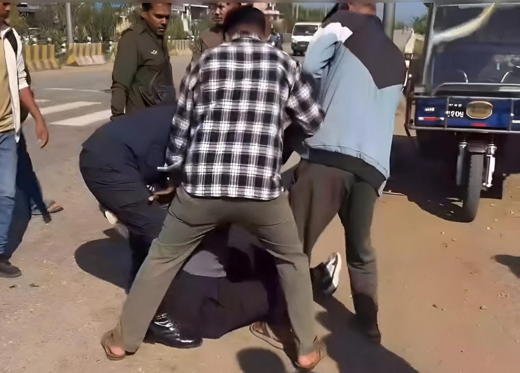 के कारणले सिमरामा कर्फ्यू लाग्यो ?