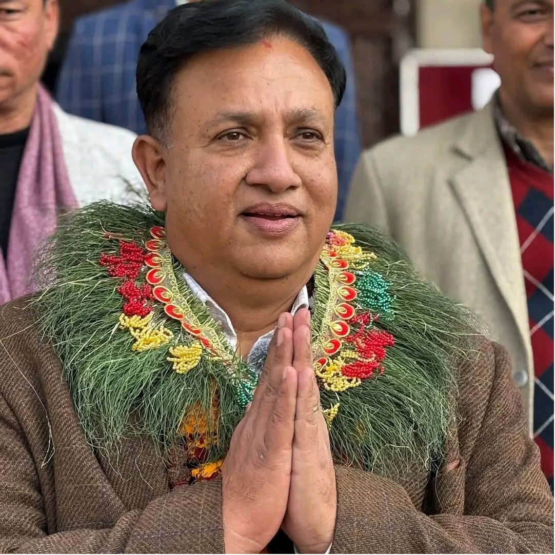 स्थानीय भेटघाटमा थापाले उठाए शिक्षा, स्वास्थ्य र रोजगारी विषयहरू